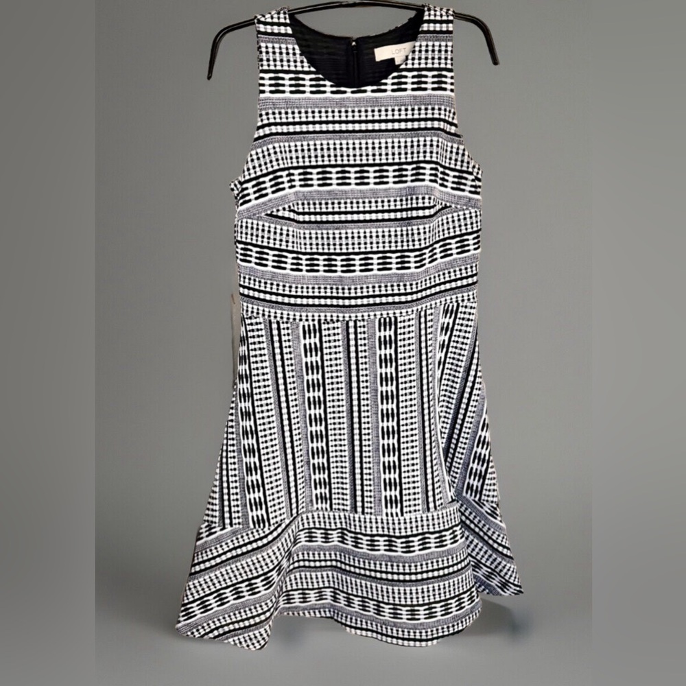 Loft Sleeveless Knee Length Fit & Flare Dress Black/White Geometric Pattern 6
